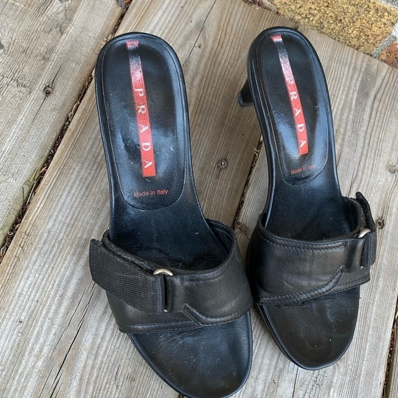 Vintage Prada Sport Black Leather Mules Size 35.5 - Picture 4 of 16